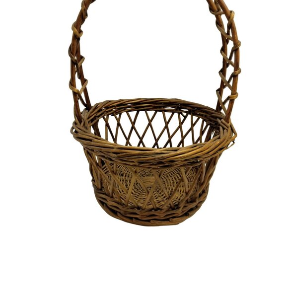 Large Vintage Willow Basket Handmade 12 inch - Picture 9 of 9